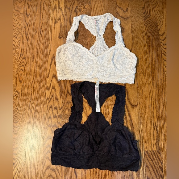 Lace Bralette - Black and White - Picture 1 of 5